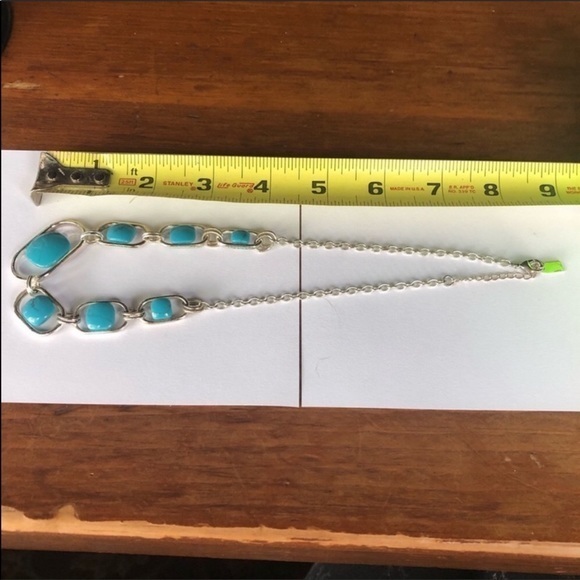 Liz & Co Faux Turquoise Silvertone Necklace EUC - Picture 5 of 6